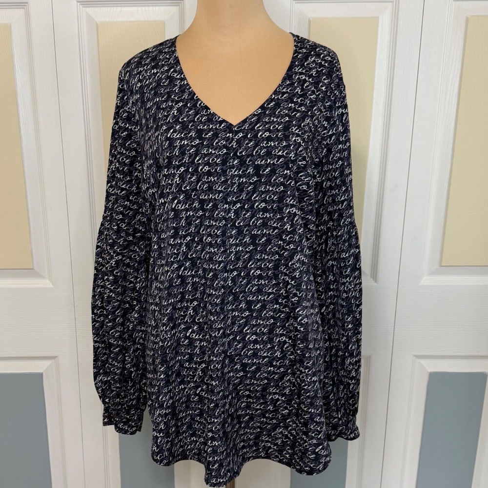 Cabi 5336 Amour Blouse Black White Script I Love You V-Neck Long Sleeve Medium